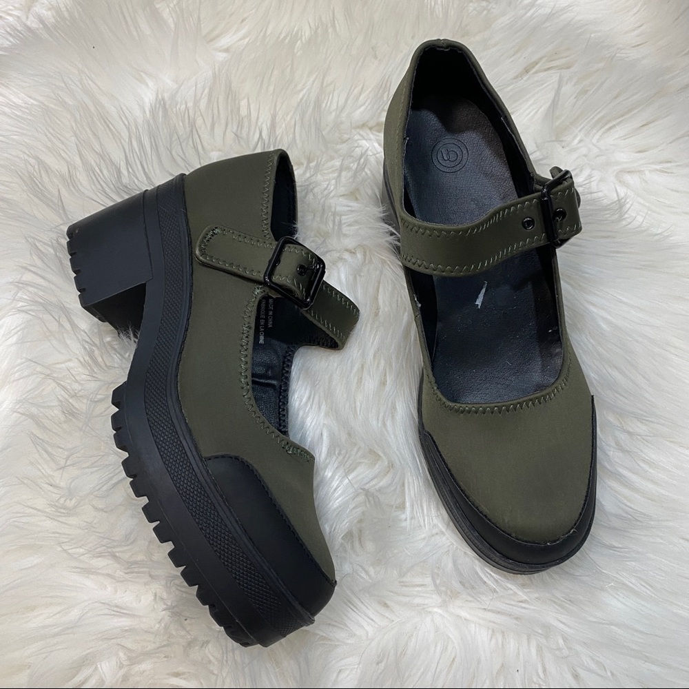 UO Urban Outfitters Neoprene Sawyer Platform Mary Jane Shoes Chunky size 9